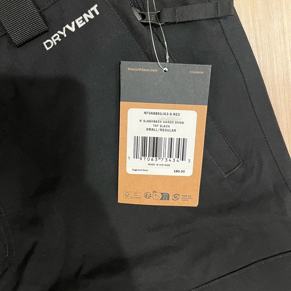 The North Face Men's Dark Cargo Pants - Picture 4 of 7